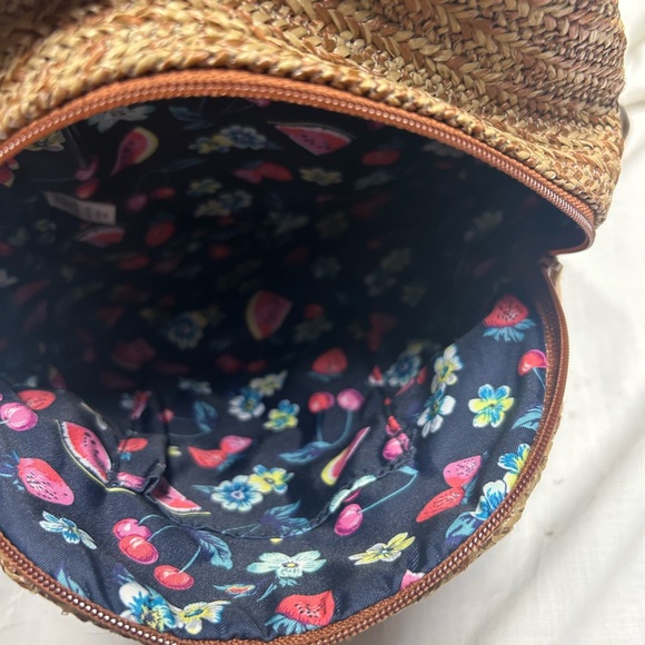 Vera Bradley Fruit Basket Small Back Pack Purse Embroidered Patch Adjustable - Picture 6 of 12